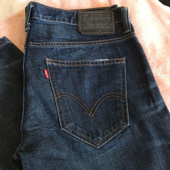Never worn. Levi’s jeans - Picture 2 of 3